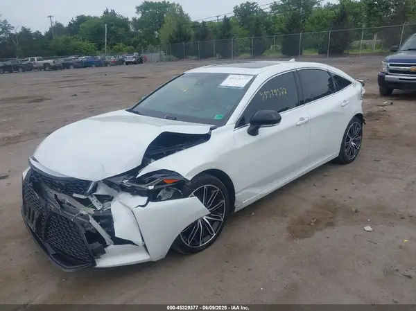 4T1GZ1FB1NU084277 2022 TOYOTA AVALON - Image 2