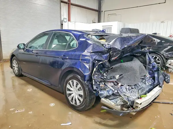 4T1H31AK0NU583245 2022 TOYOTA CAMRY - Image 2