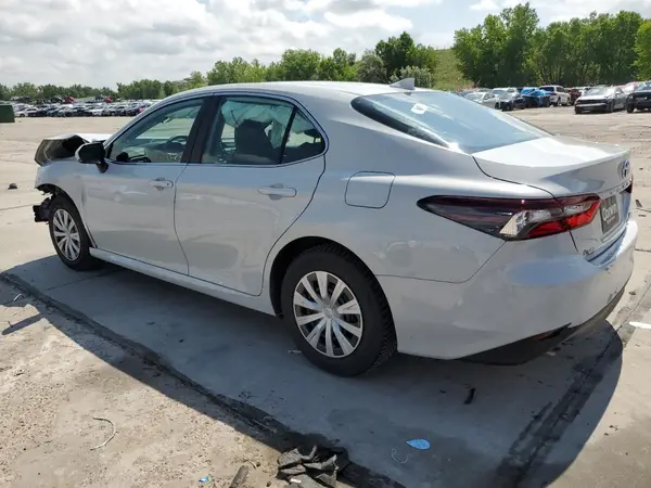 4T1H31AK0RU076612 2024 TOYOTA CAMRY - Image 2