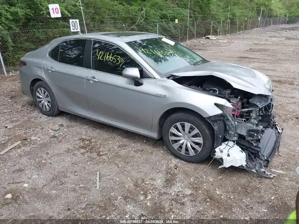 4T1H31AK2MU027484 2021 TOYOTA CAMRY - Image 1