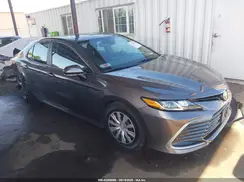 4T1H31AK2NU572683 2022 TOYOTA CAMRY