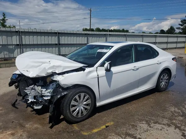 4T1H31AK2RU631561 2024 TOYOTA CAMRY - Image 1
