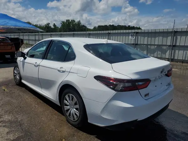 4T1H31AK2RU631561 2024 TOYOTA CAMRY - Image 2