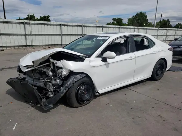 4T1H31AK4NU588027 2022 TOYOTA CAMRY - Image 1
