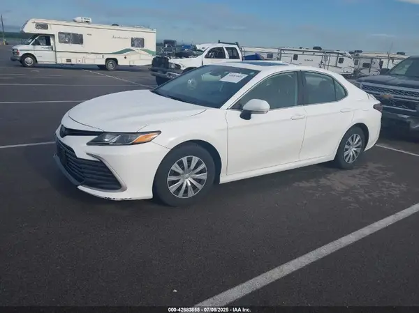 4T1H31AK4PU047742 2023 TOYOTA CAMRY - Image 2