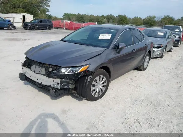 4T1H31AK5RU629030 2024 TOYOTA CAMRY - Image 2