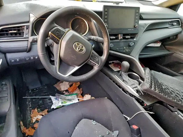 4T1H31AK6MU550877 2021 TOYOTA CAMRY - Image 8