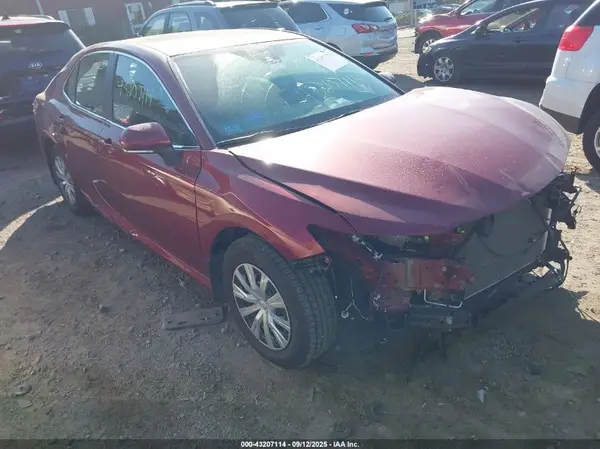 4T1H31AK7NU591083 2022 TOYOTA CAMRY - Image 1