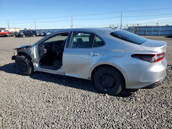 4T1H31AK8NU589746 2022 TOYOTA CAMRY - Image 2