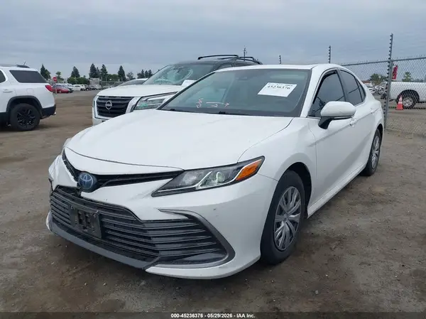 4T1H31AK8PU045914 2023 TOYOTA CAMRY - Image 2