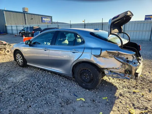 4T1H31AK8PU610257 2023 TOYOTA CAMRY - Image 2