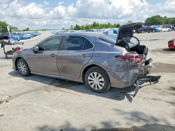4T1H31AK8RU077281 2024 TOYOTA CAMRY - Image 2
