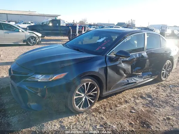 4T1J11AK0LU915396 2020 TOYOTA CAMRY - Image 2