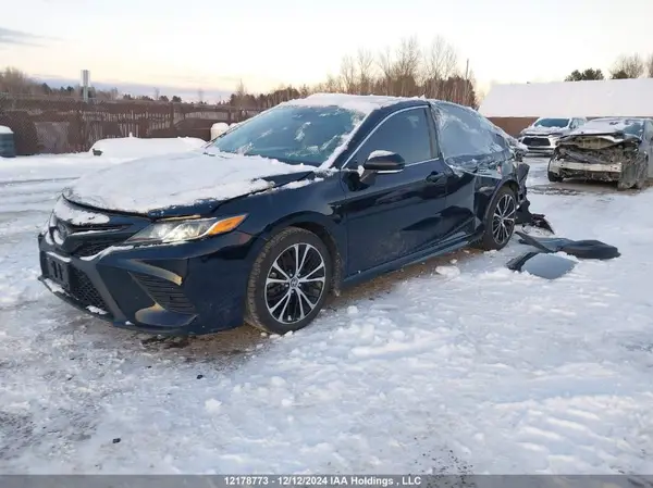 4T1J11AK0LU943179 2020 TOYOTA CAMRY - Image 2