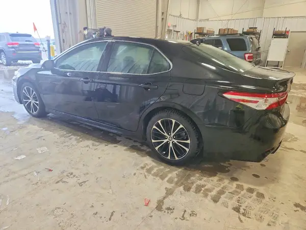 4T1J11AK1LU392079 2020 TOYOTA CAMRY - Image 2