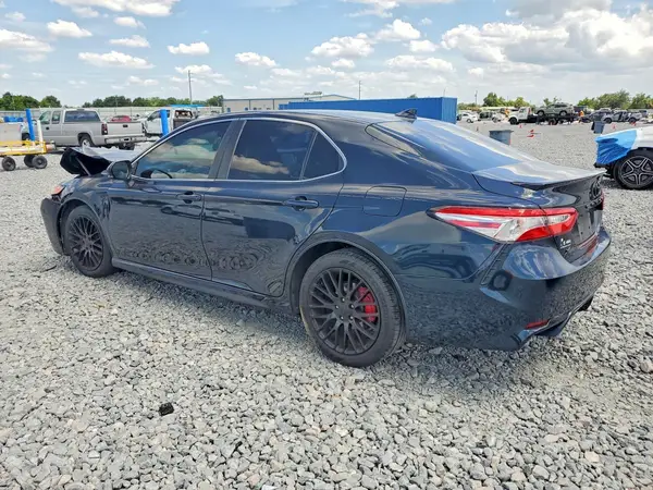 4T1J11AK1LU900454 2020 TOYOTA CAMRY - Image 2