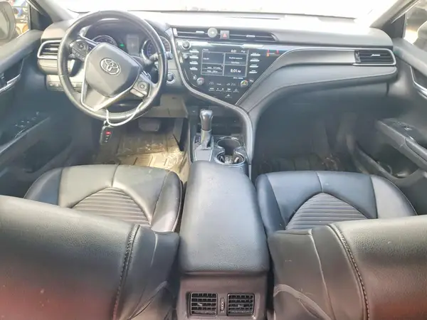 4T1J11AK2LU865262 2020 TOYOTA CAMRY - Image 8