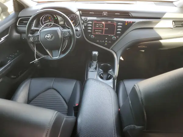 4T1J11AK4LU885609 2020 TOYOTA CAMRY - Image 8