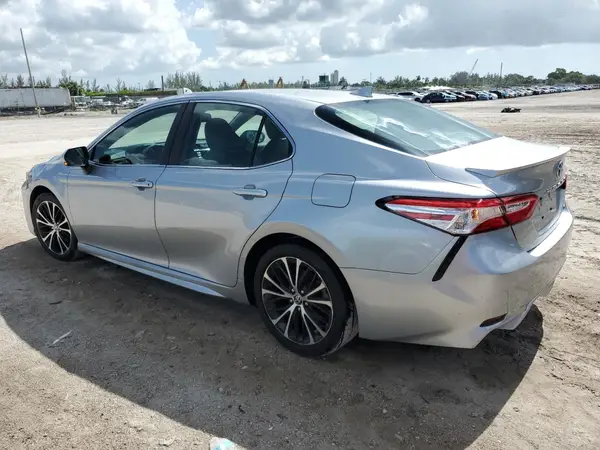 4T1J11AK4LU961345 2020 TOYOTA CAMRY - Image 2