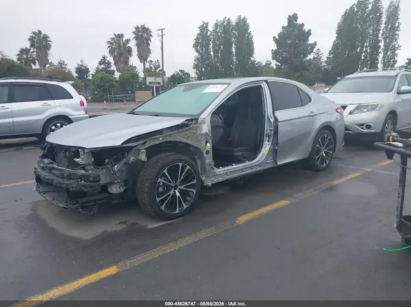4T1J11AK5LU908105 2020 TOYOTA CAMRY - Image 2