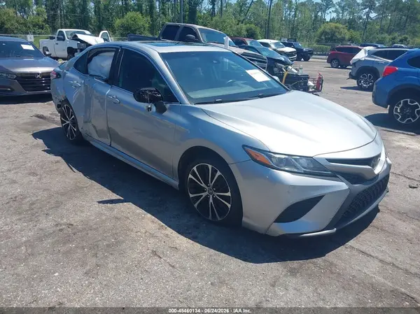 4T1J11AK6LU338857 2020 TOYOTA CAMRY - Image 1