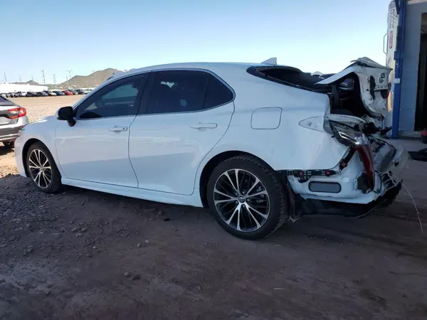 4T1J11AK6LU857584 2020 TOYOTA CAMRY - Image 2