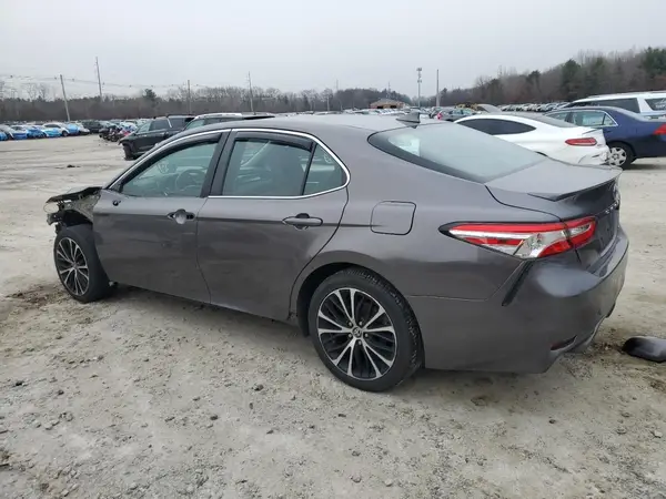 4T1J11AK7LU508336 2020 TOYOTA CAMRY - Image 2