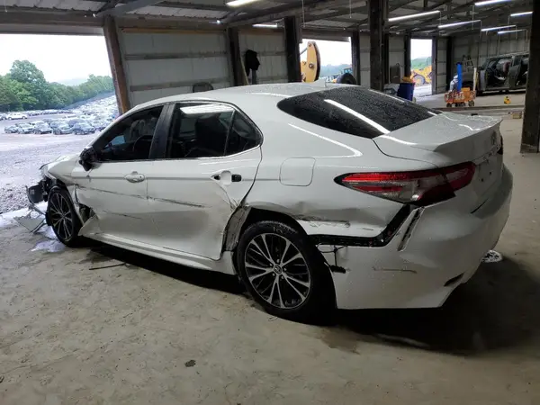 4T1J11AK7LU879044 2020 TOYOTA CAMRY - Image 2