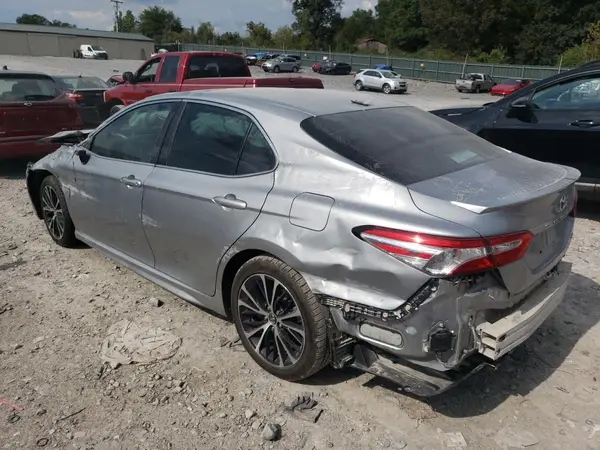 4T1J11AK7LU923513 2020 TOYOTA CAMRY - Image 2