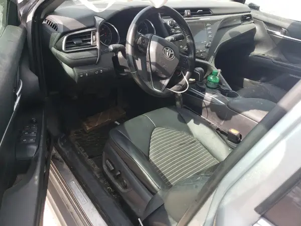 4T1J11AK7LU923513 2020 TOYOTA CAMRY - Image 8