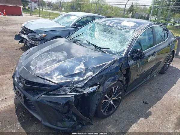 4T1J11AK8LU862138 2020 TOYOTA CAMRY - Image 2