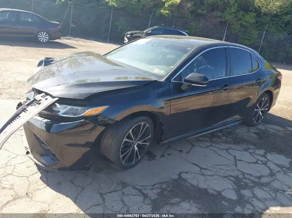 4T1J11AK8LU865010 2020 TOYOTA CAMRY - Image 2