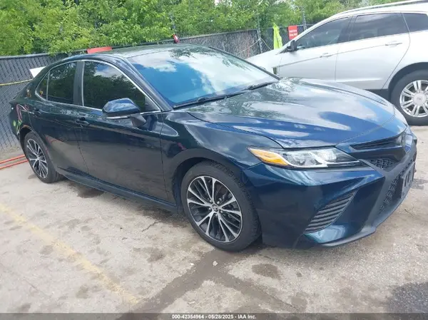 4T1J11AK8LU935461 2020 TOYOTA CAMRY - Image 1