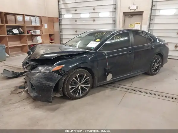 4T1J11AK9LU864660 2020 TOYOTA CAMRY - Image 2