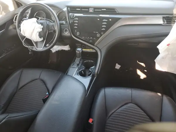 4T1J11AK9LU966184 2020 TOYOTA CAMRY - Image 8