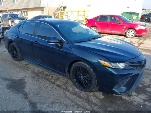 4T1J11BK1LU013399 2020 TOYOTA CAMRY - Image 1