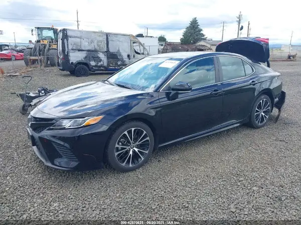 4T1J11BK4LU019102 2020 TOYOTA CAMRY - Image 2
