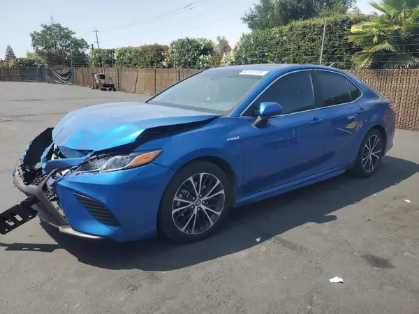 4T1J31AK1LU011468 2020 TOYOTA CAMRY - Image 1
