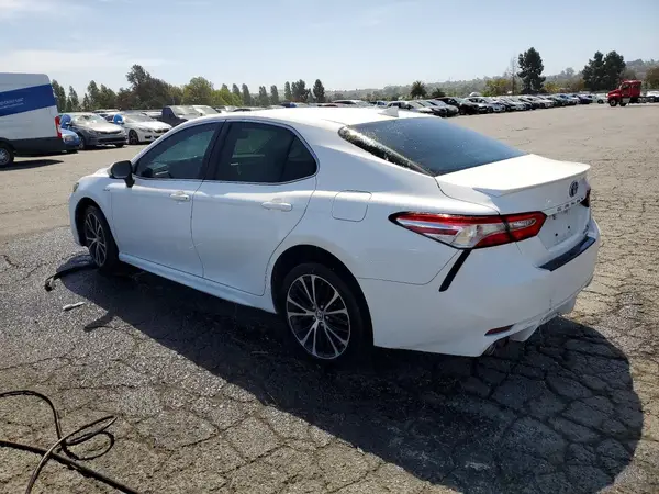 4T1J31AK1LU532898 2020 TOYOTA CAMRY - Image 2