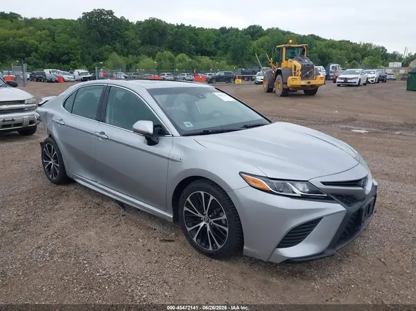4T1J31AK2LU009695 2020 TOYOTA CAMRY - Image 1