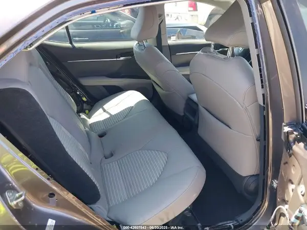 4T1J31AK4LU524262 2020 TOYOTA CAMRY - Image 8