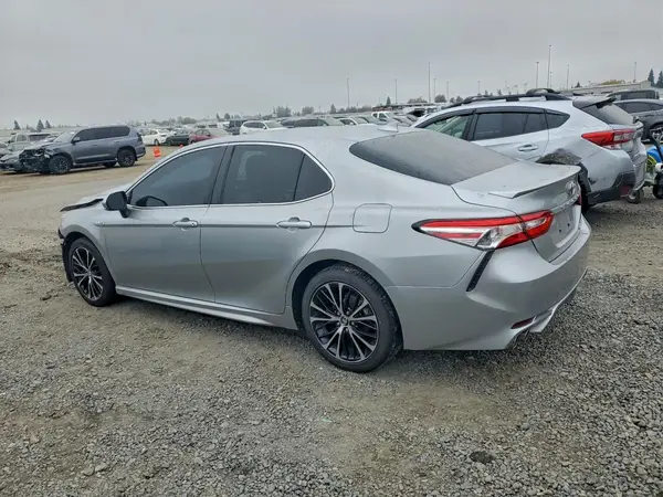 4T1J31AK7LU524370 2020 TOYOTA CAMRY - Image 2