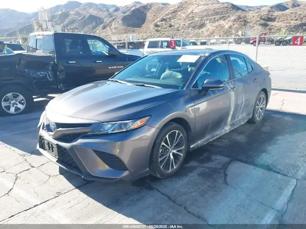4T1J31AK7LU527625 2020 TOYOTA CAMRY - Image 2