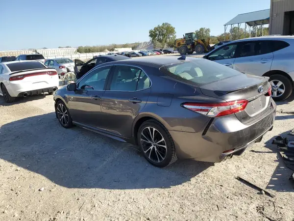 4T1J31AK8LU522367 2020 TOYOTA CAMRY - Image 2
