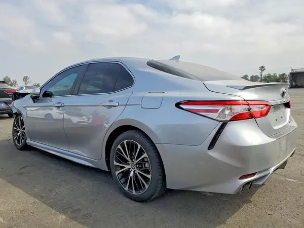 4T1J31AK8LU529948 2020 TOYOTA CAMRY - Image 2