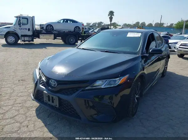 4T1J31AK9LU016711 2020 TOYOTA CAMRY - Image 2
