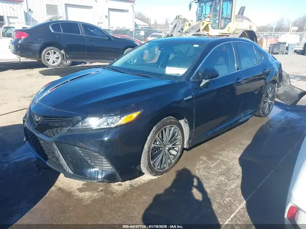 4T1J31AK9LU534009 2020 TOYOTA CAMRY - Image 2