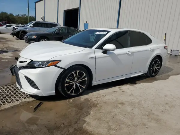4T1J31AKXLU010982 2020 TOYOTA CAMRY - Image 1