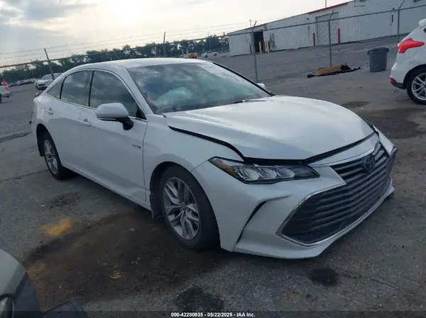 4T1JA1AB0MU007581 2021 TOYOTA AVALON - Image 1