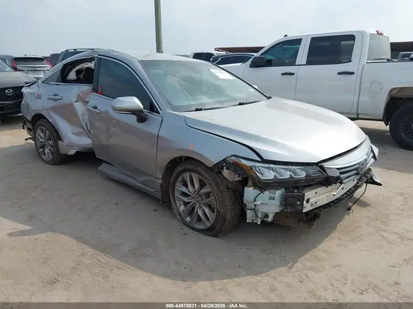 4T1JA1AB0NU015097 2022 TOYOTA AVALON - Image 1